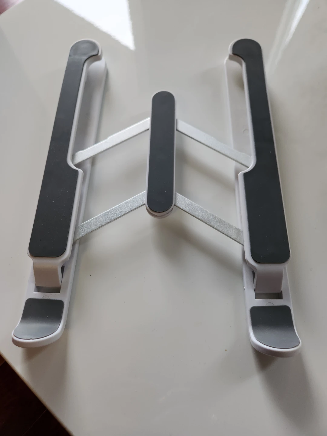 Laptop stand - photo 2