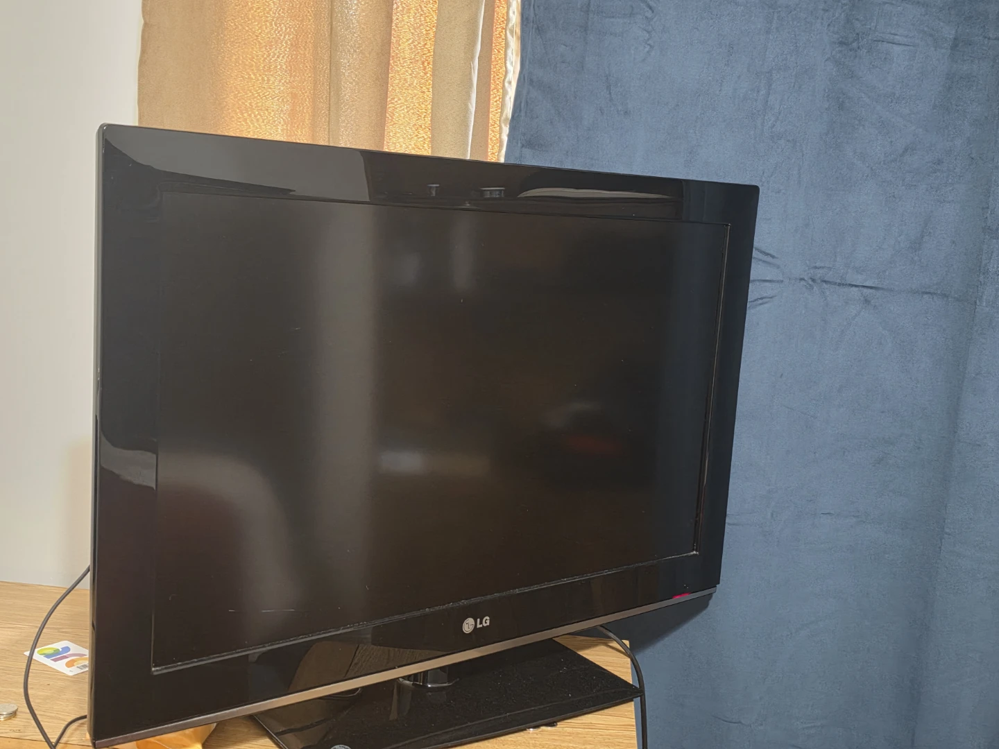 LG 32" LCD TV