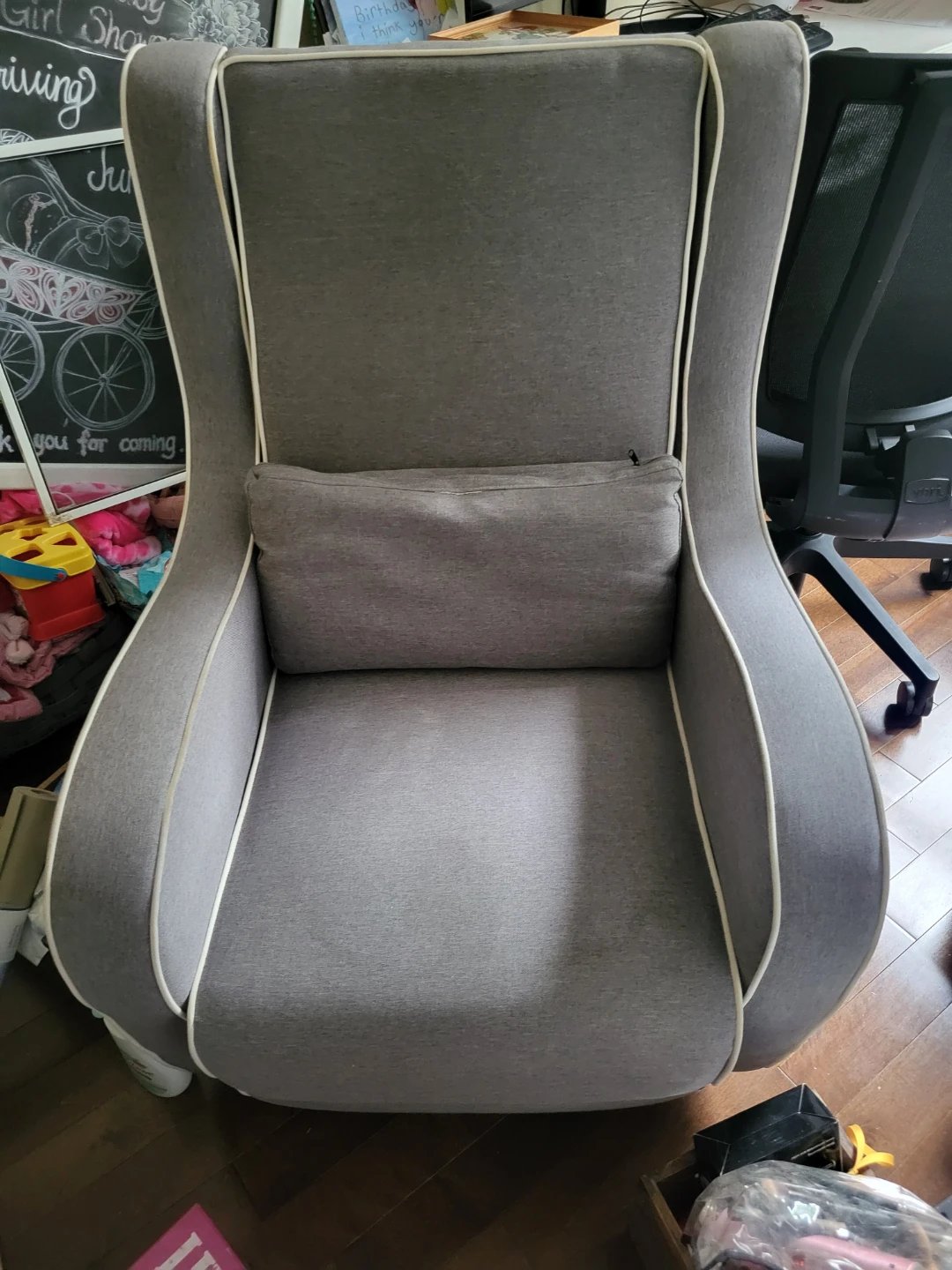 Grey Wingback Accent rock chair with Pillow