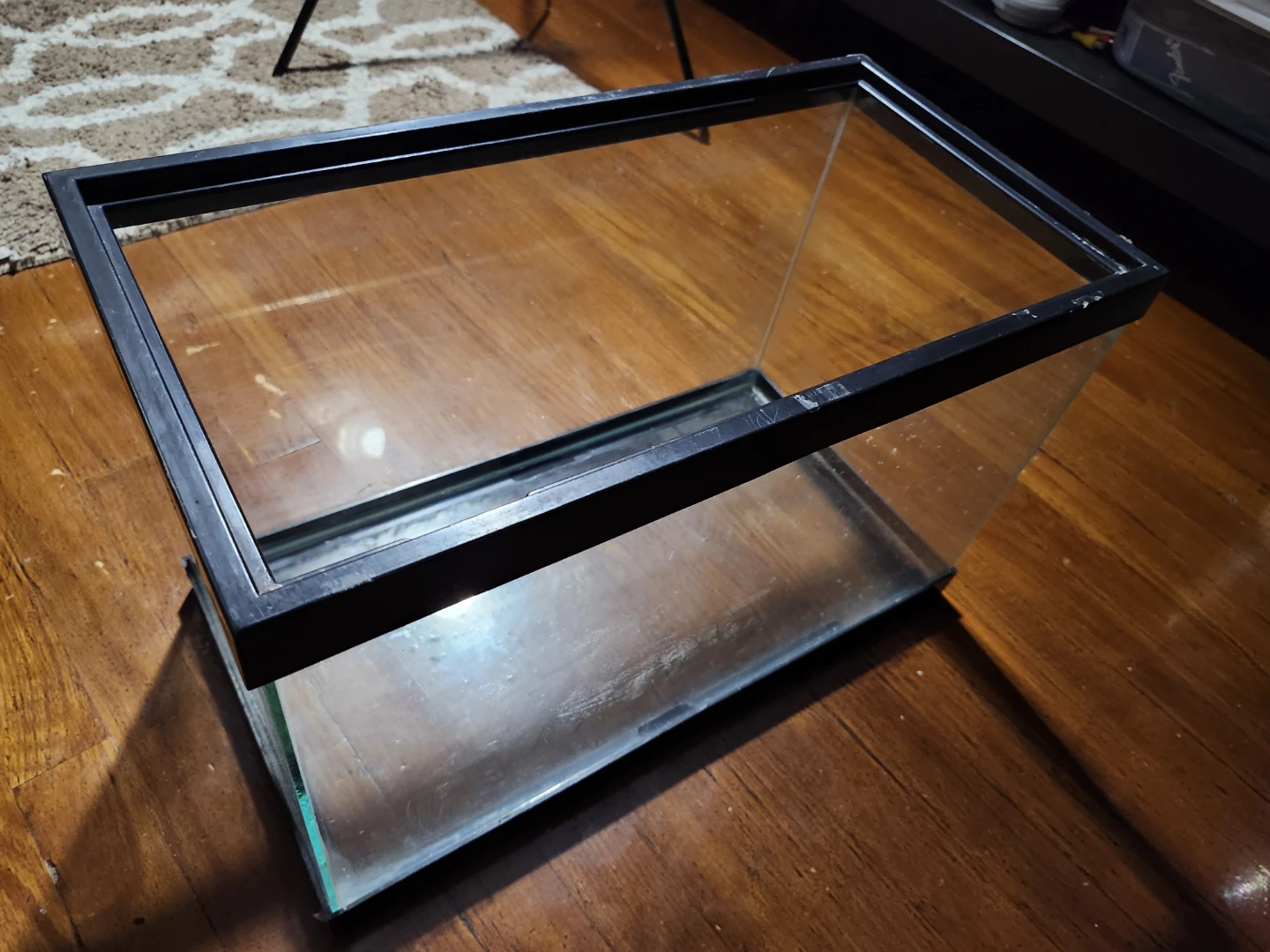 Glass Aquarium Tank 5 gallon (great cond No leak)