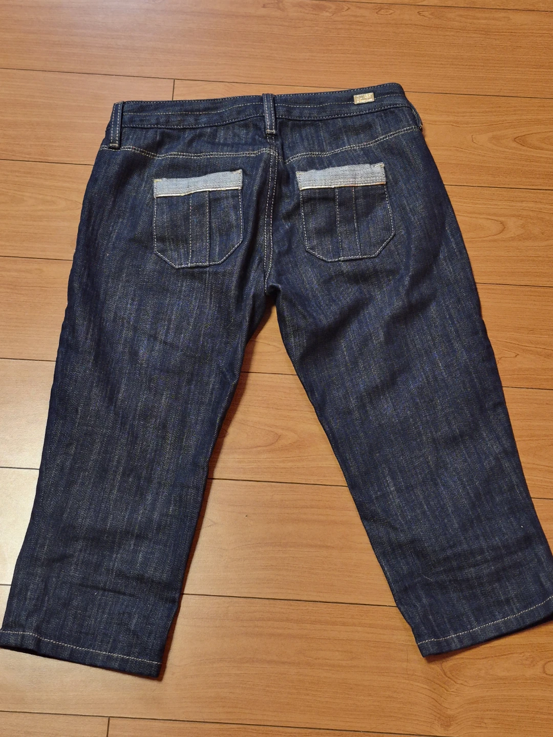 Guess Premium Capris - photo 2