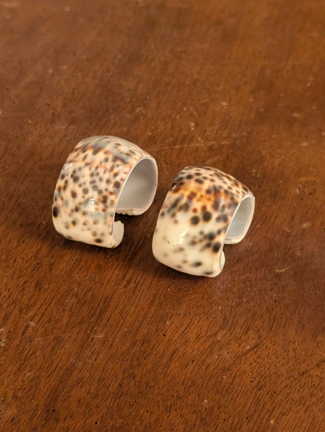 Set of 2 Seashell Napkin Rings