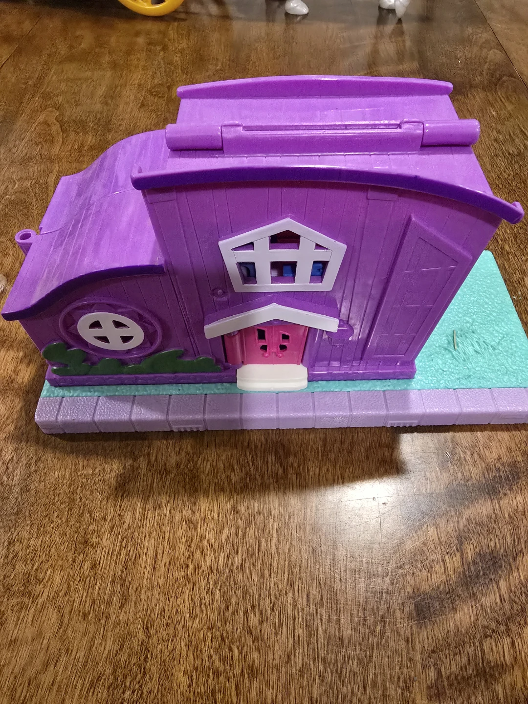 Polly Pocket North Pole Toy Playset