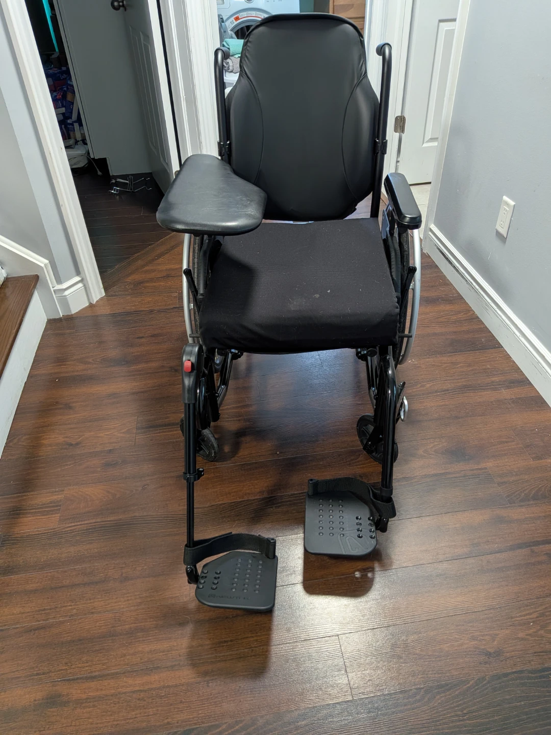 Motion Composites Wheelchair with Comfort Acta-Back - photo 2