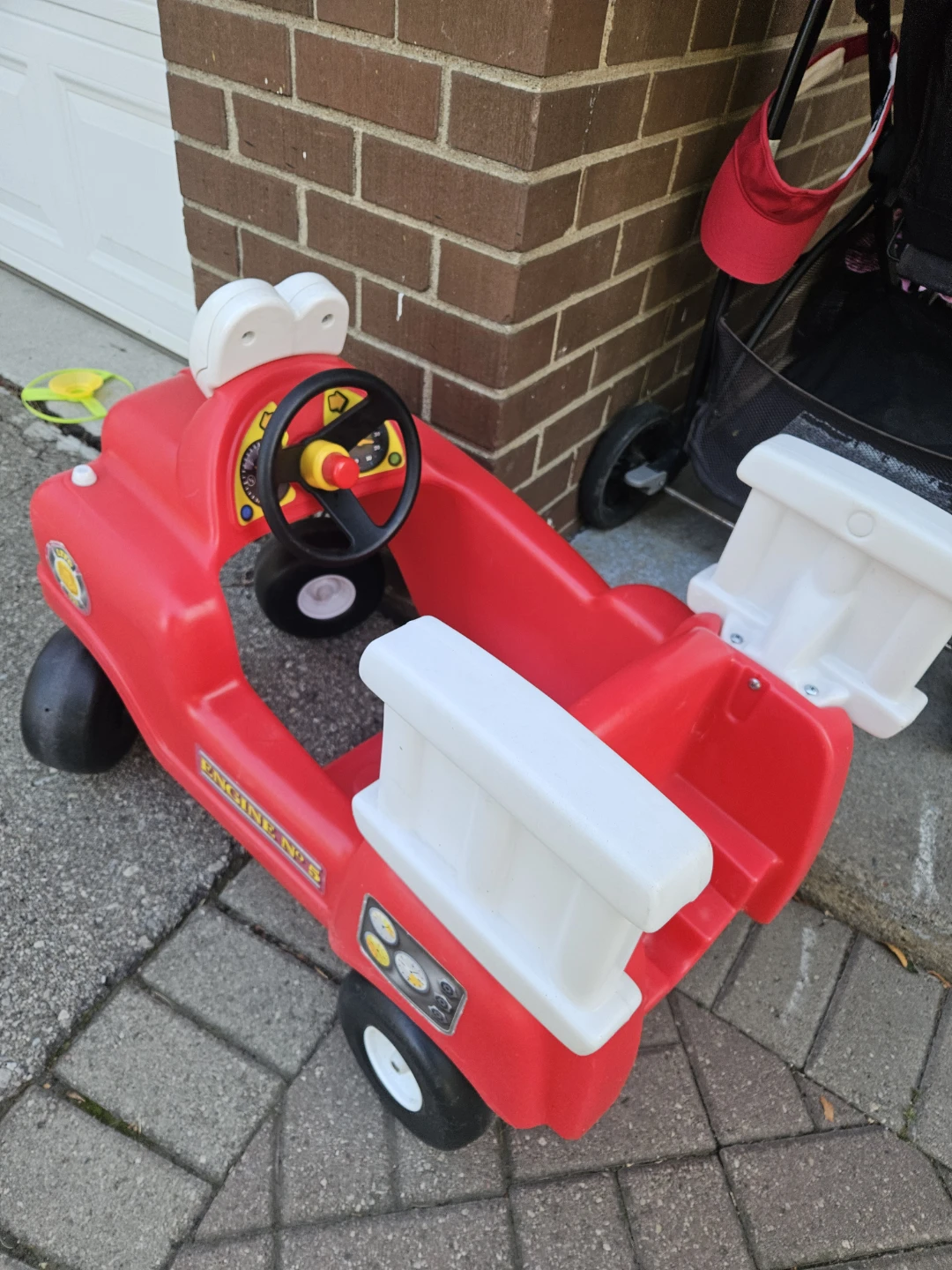 Little Tikes Red Fire Truck Ride-On Toy - photo 2
