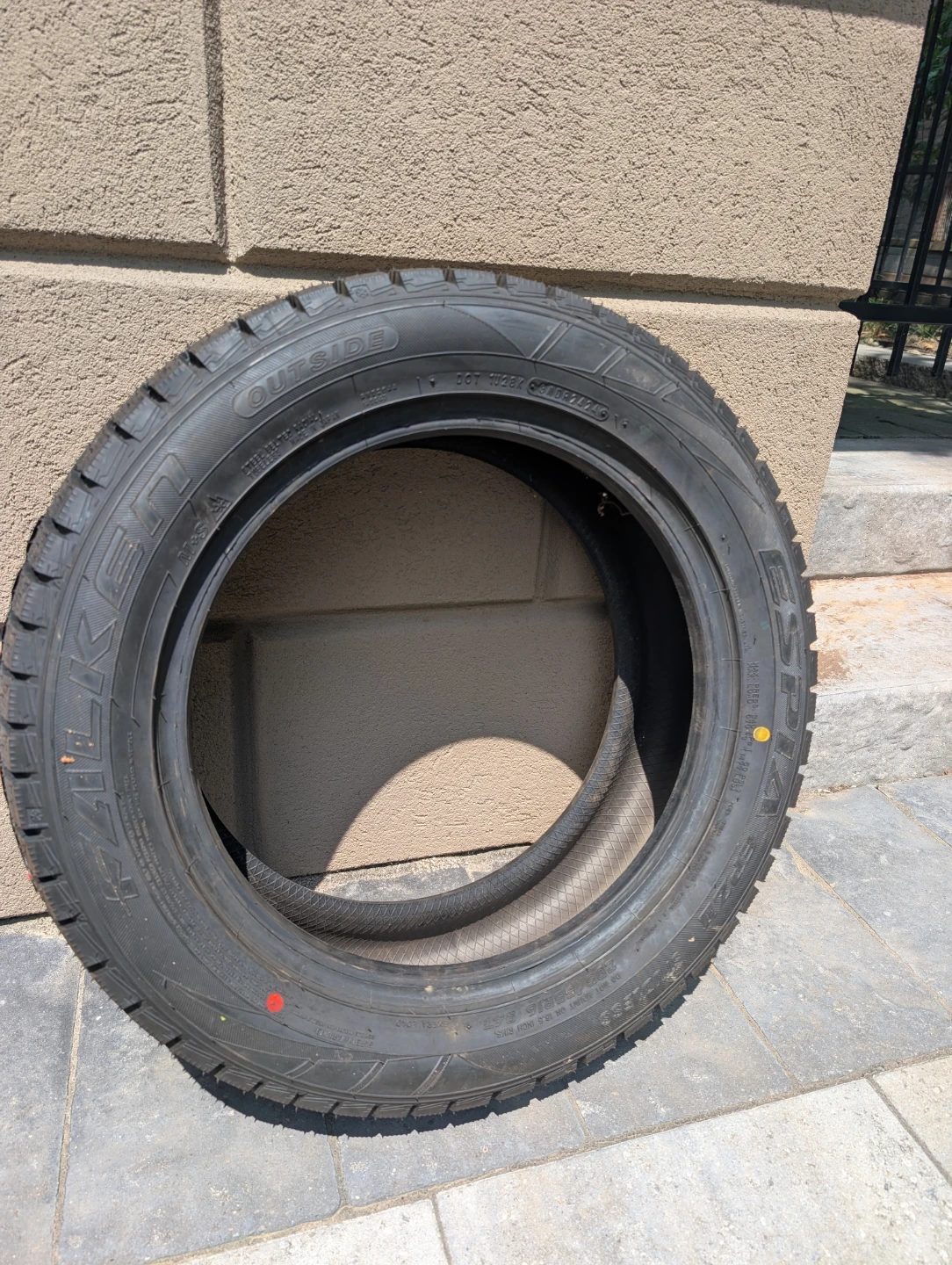 Falken Espia EPZ II 205/55R16 Winter Tire