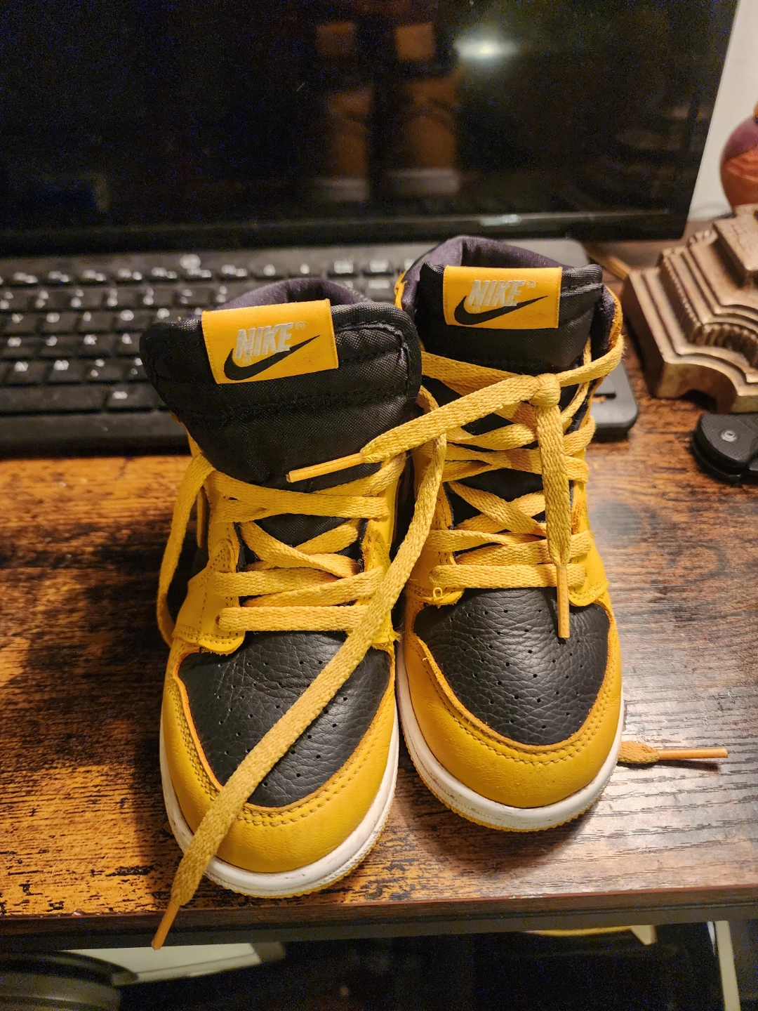 Kids' Nike Air Jordan 1 High OG Sneakers - photo 2