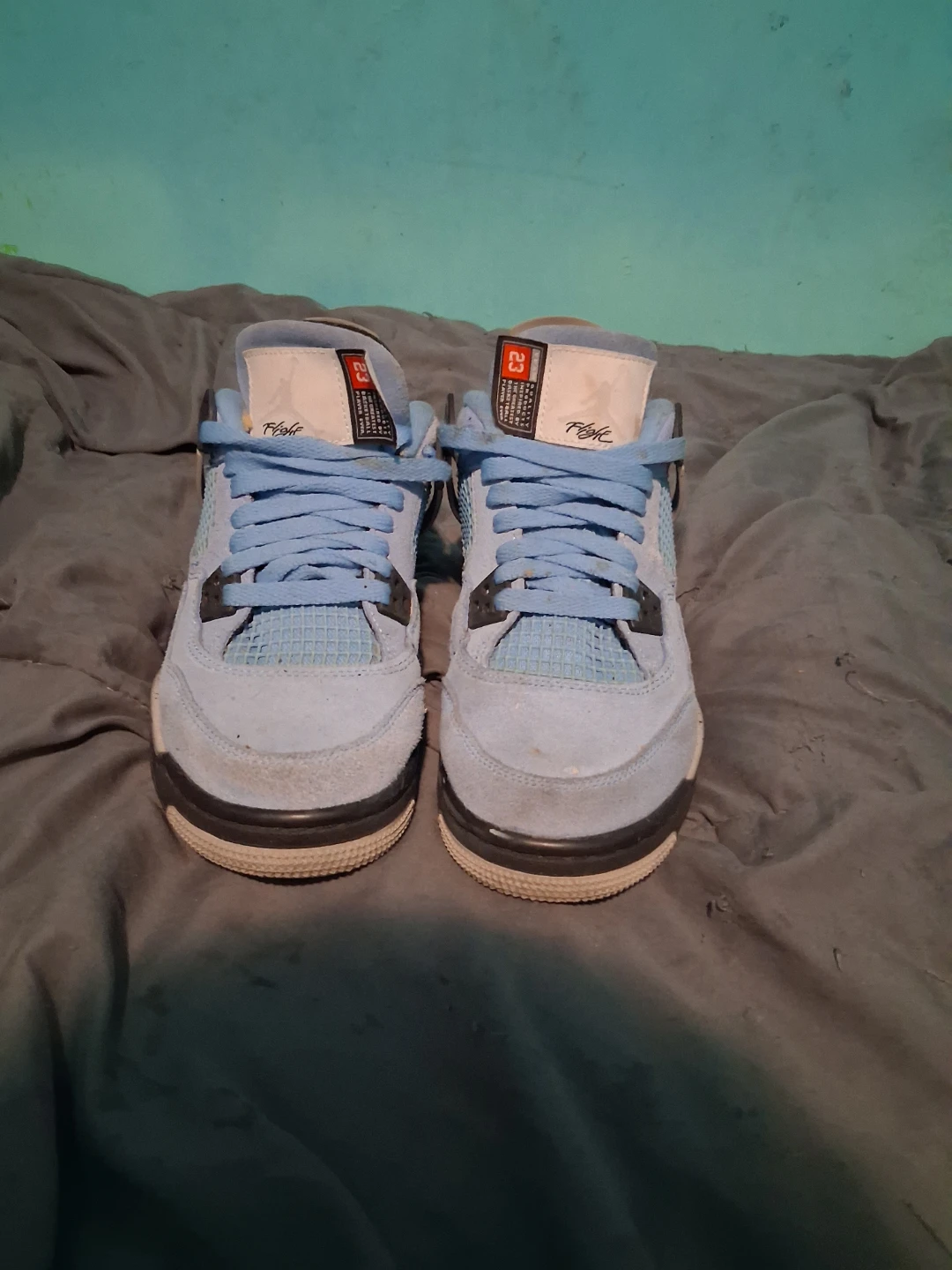 Air Jordan 4s university blue - photo 2