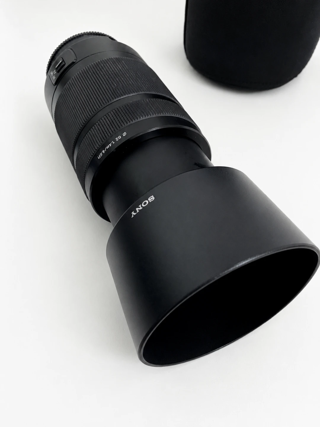 Sony DT 55-300mm f/4.5-5.6 SAM Telephoto Zoom - photo 2