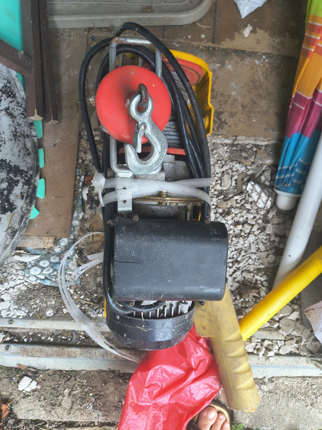 Electric Hoist with PA800B