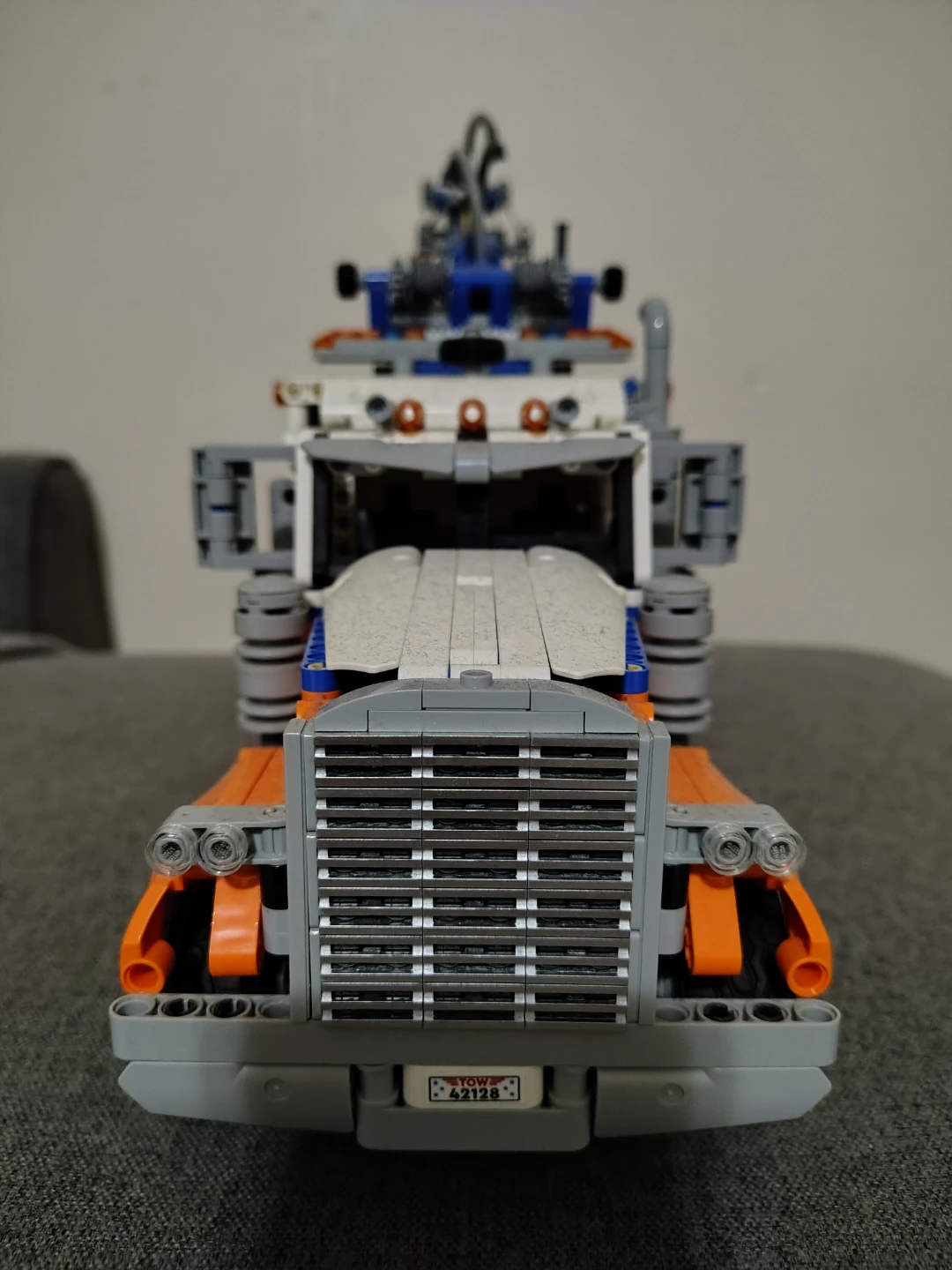 LEGO Technic Heavy Duty Tow Truck (42128) - Built - photo 2