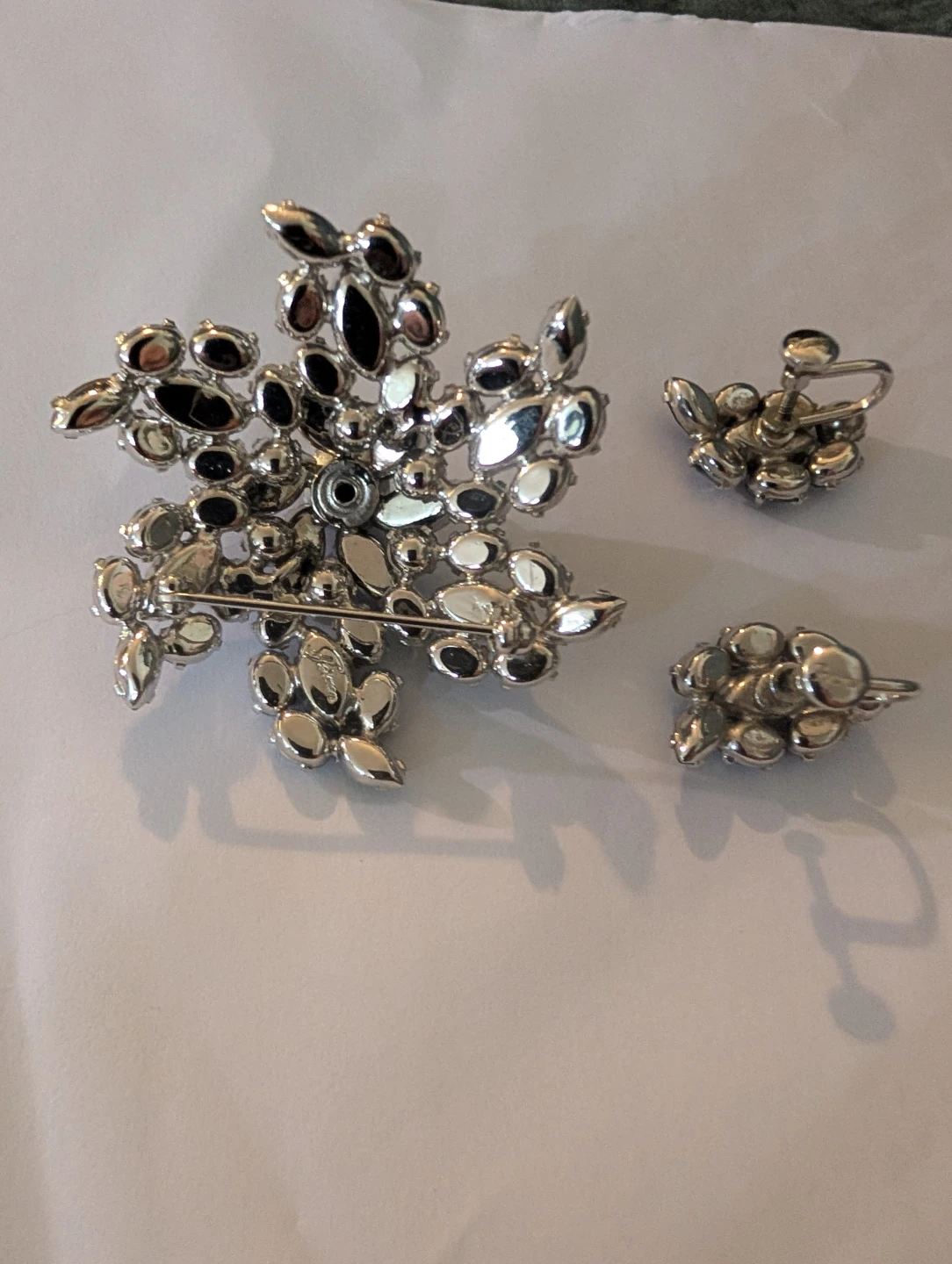 Vintage Blue Crystal Brooch and Matching Earring Set - photo 2