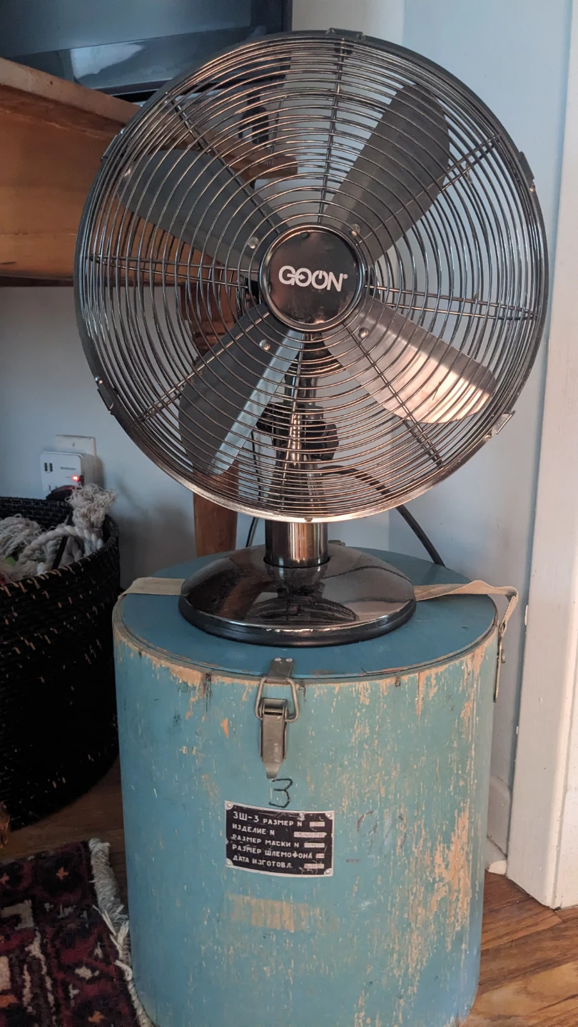 GOON Metal Pedestal Fan