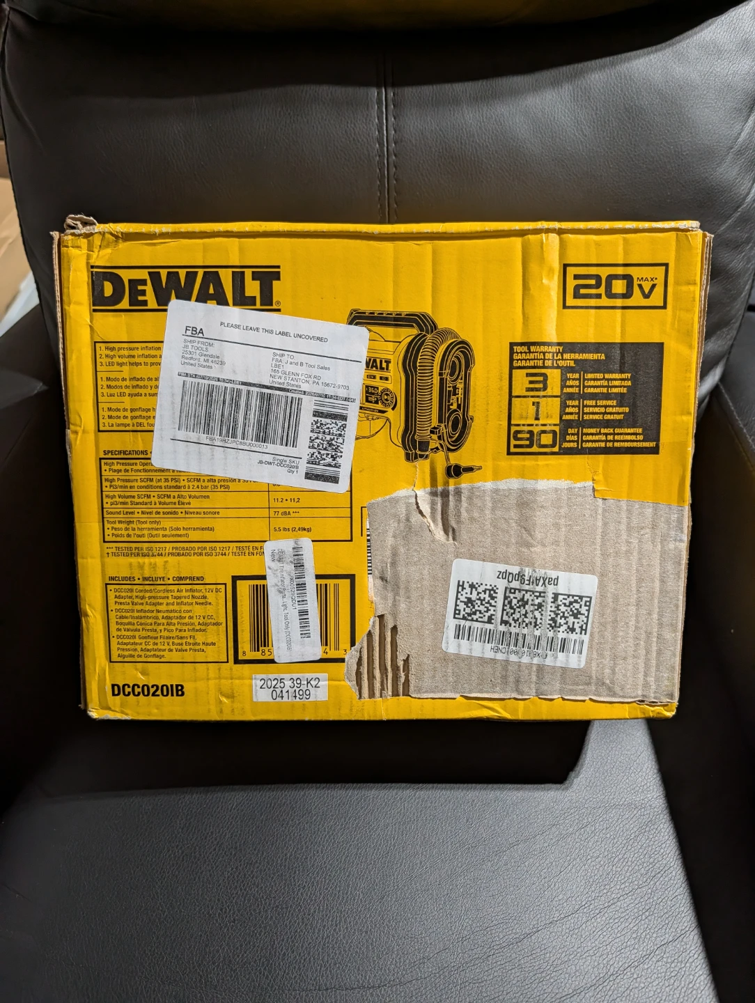 DeWalt 20v max portable tire inflator - photo 2