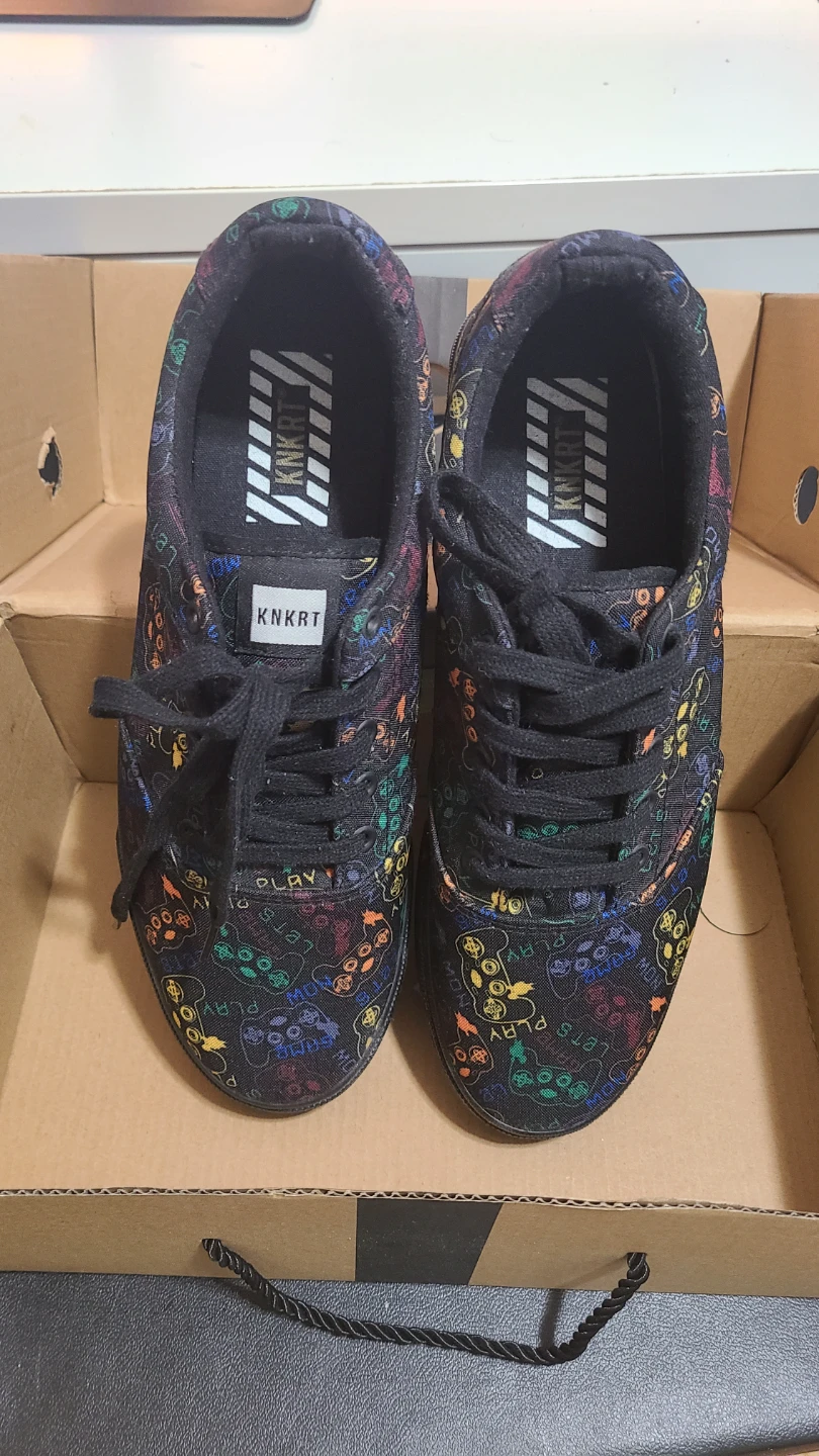 Print Sneakers