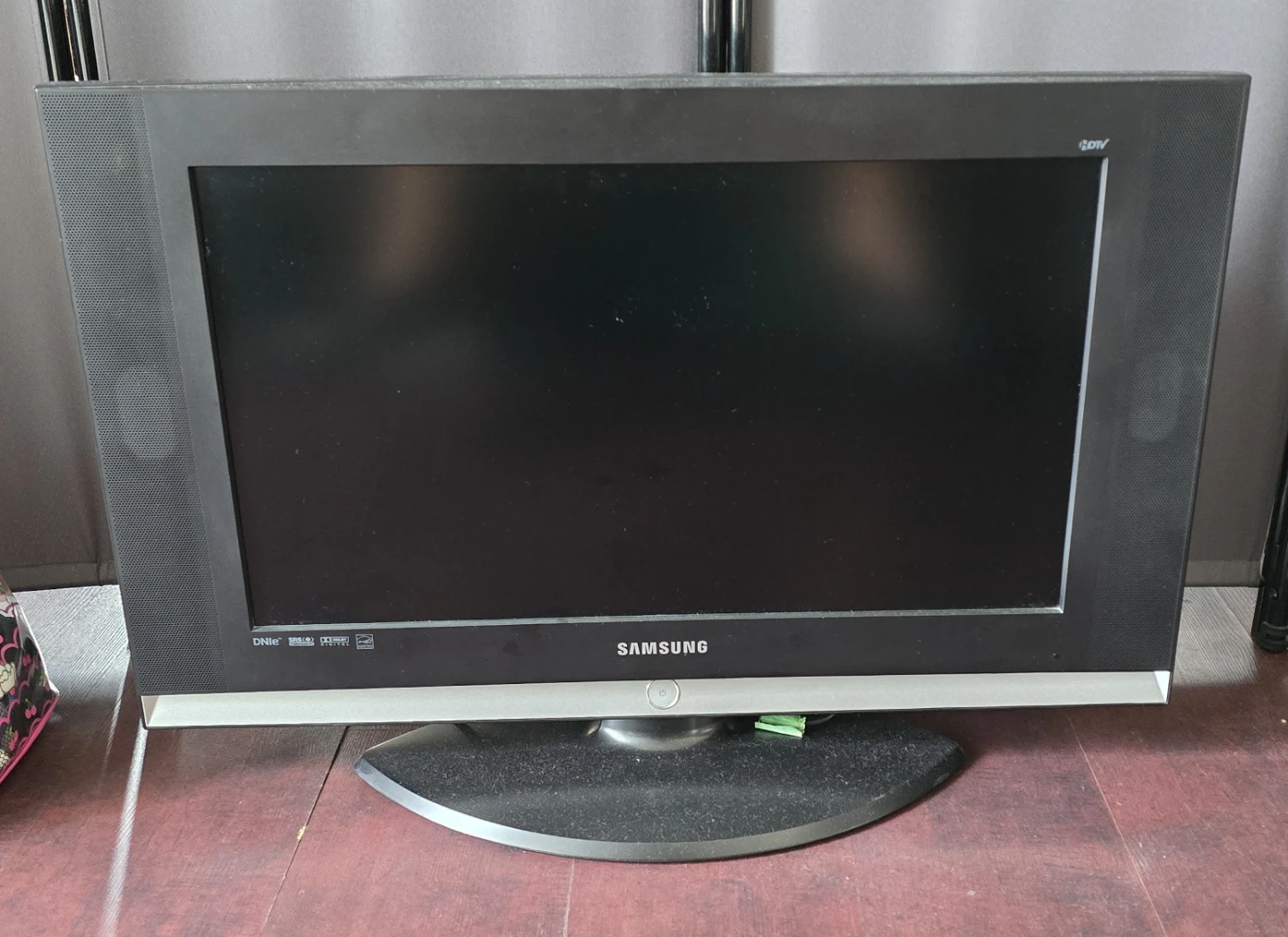 FREE - 26" Samsung TV (LN-S2641D)