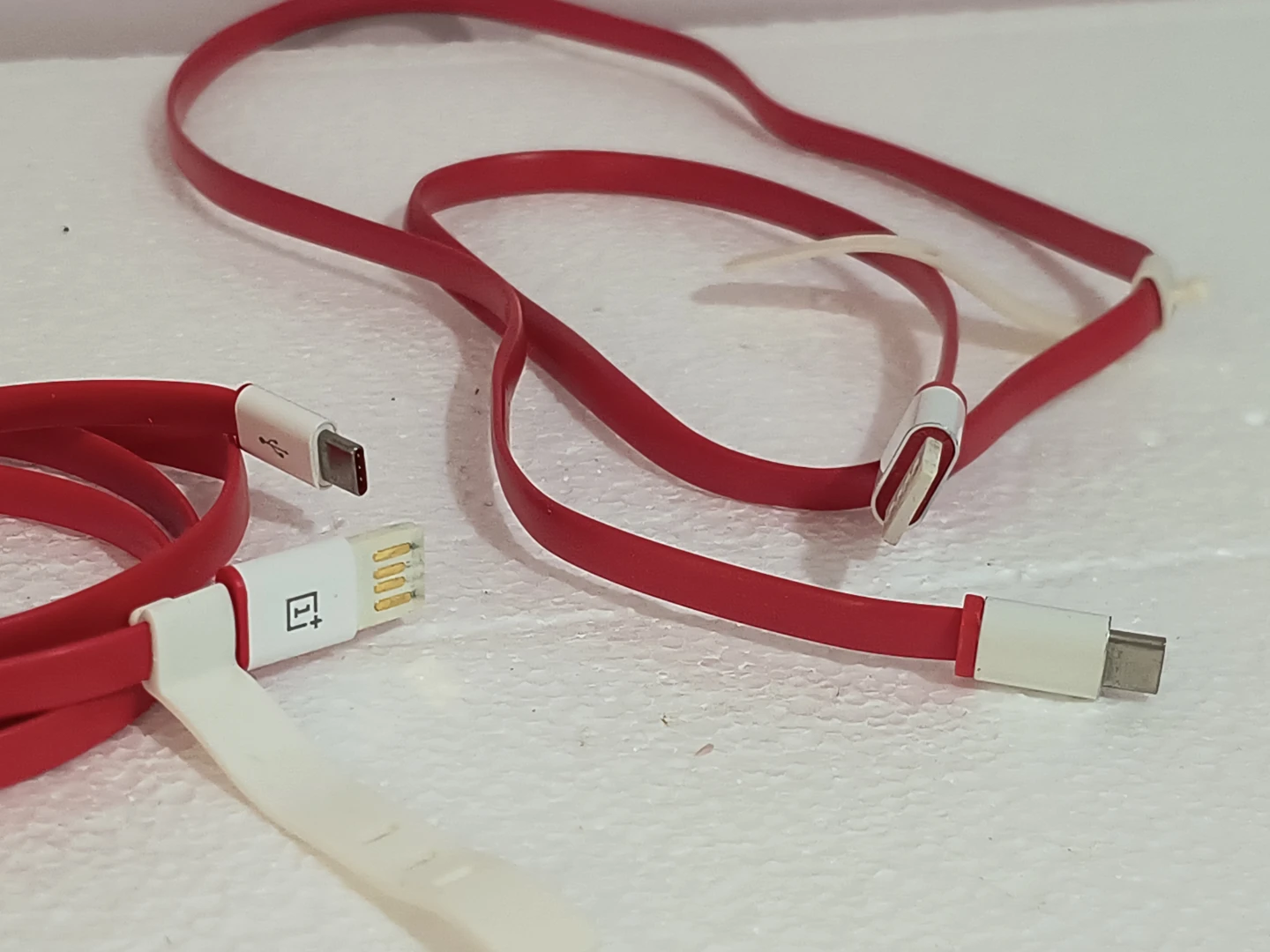 OnePlus Red USB-C Charging Cable - photo 2