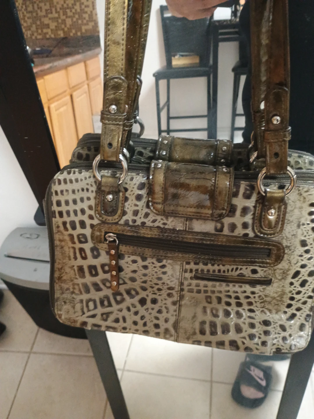 Women's Textured Shoulder Bag - photo 2