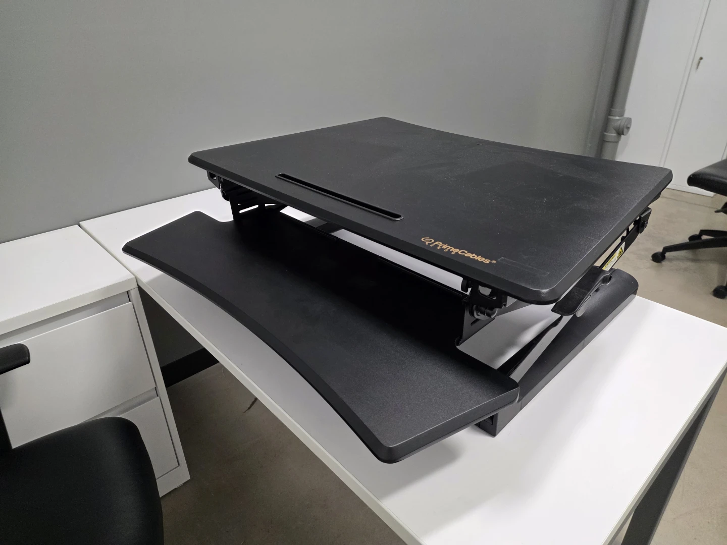 PrimeCables Sit-Stand Desk Riser