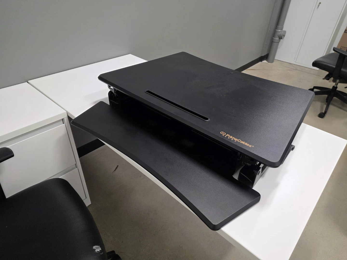 PrimeCables Sit-Stand Desk Riser - photo 2