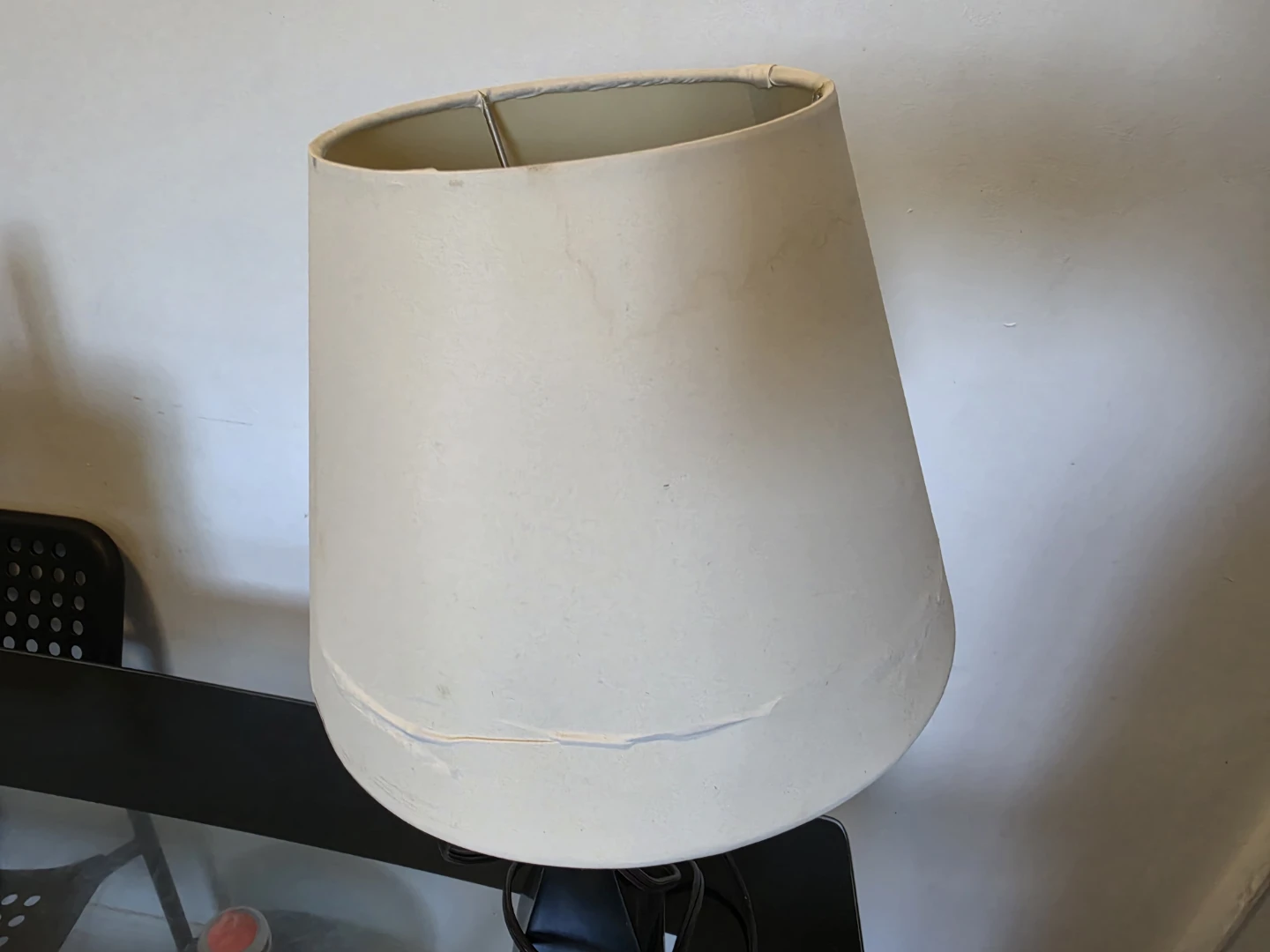 Black Modern Table Lamp with White Shade - photo 3