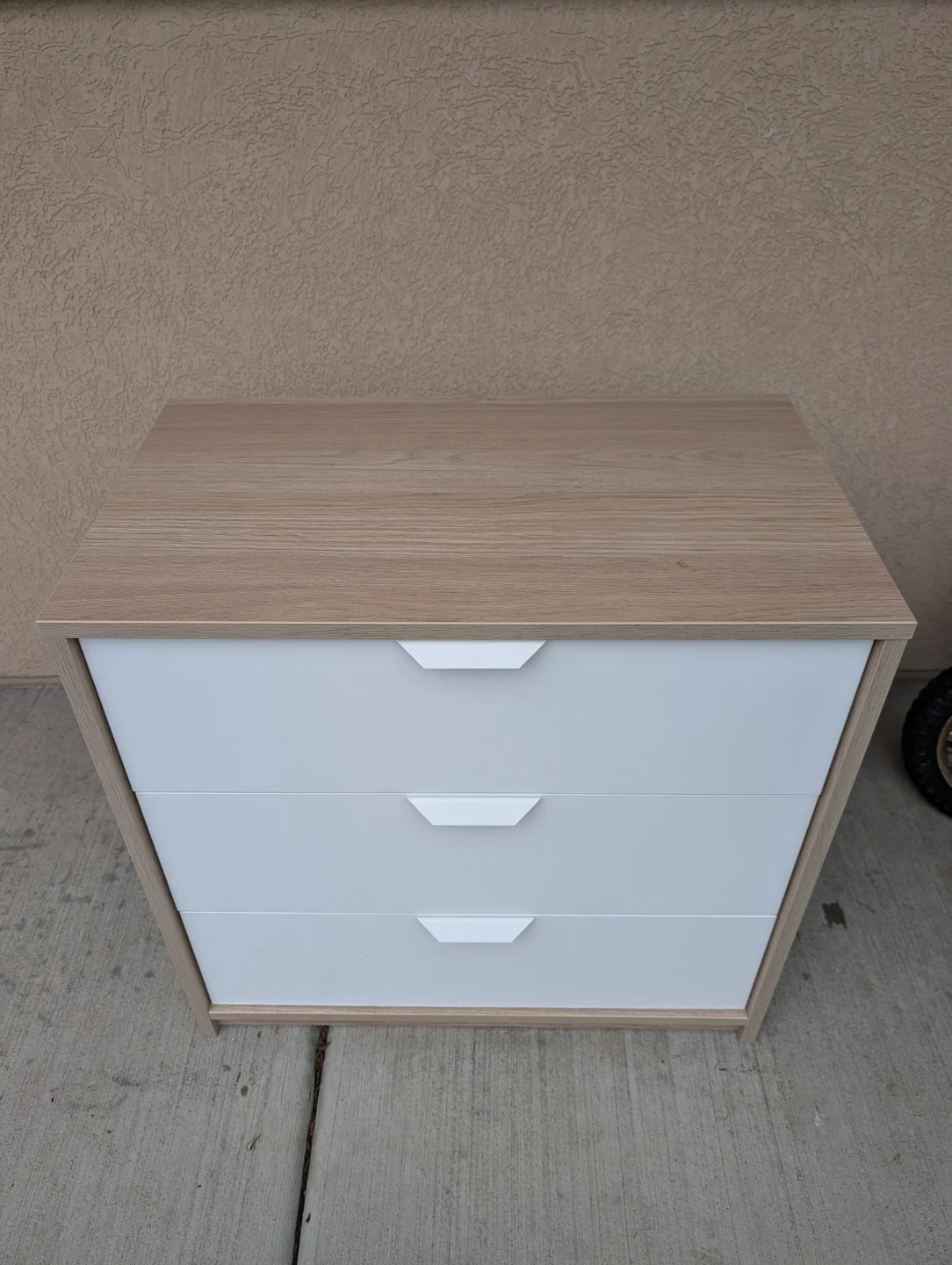 3 Drawers Wood Dresser