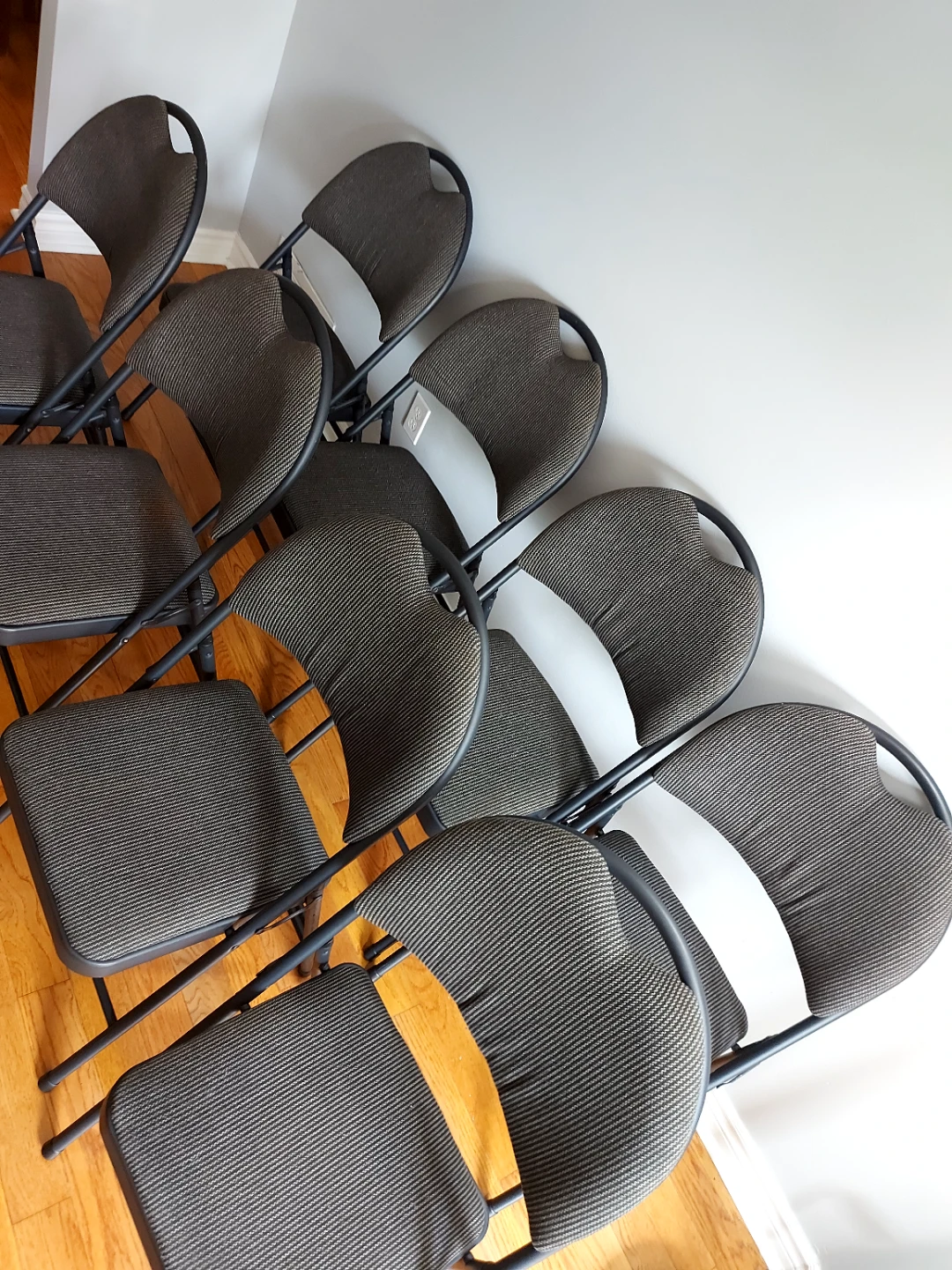 Set of 8 Grey Folding Chairs for sale - photo 5