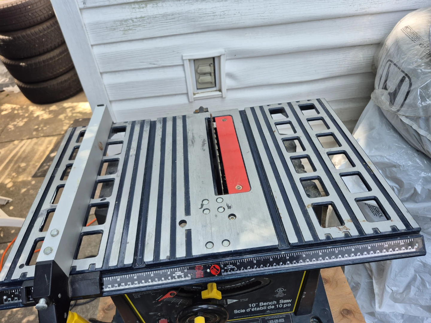 Mastercraft 10" table Saw With sands - photo 5