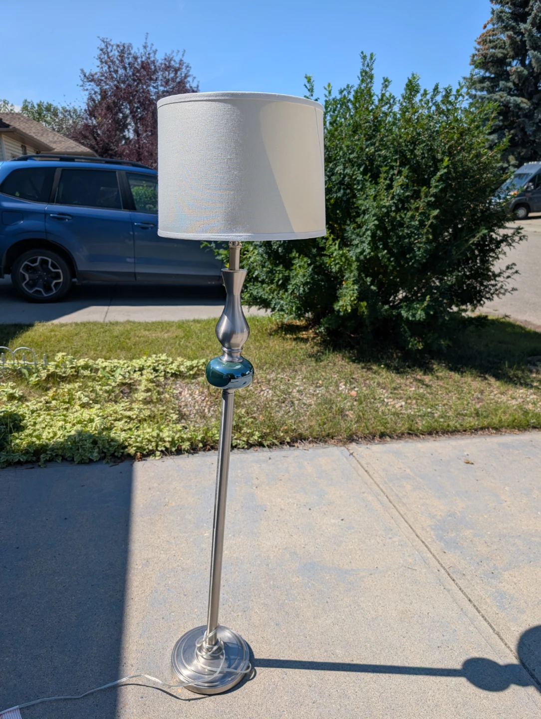 Floor Lamp with White Shade - photo 2