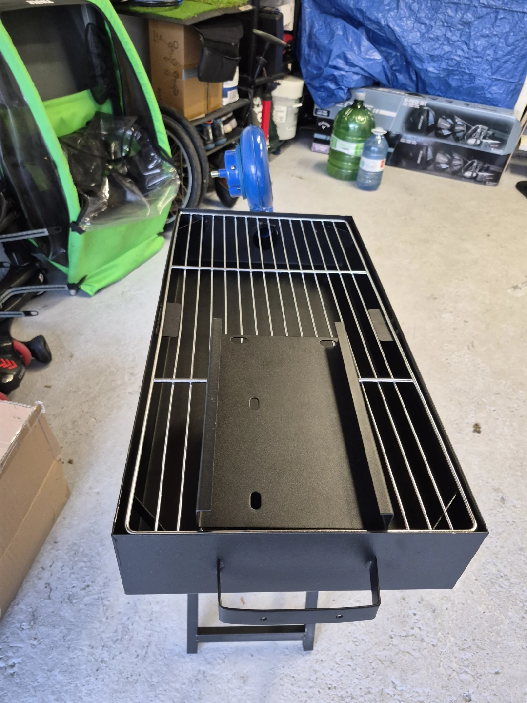 Portable Charcoal BBQ Grill with manual Blower - photo 3