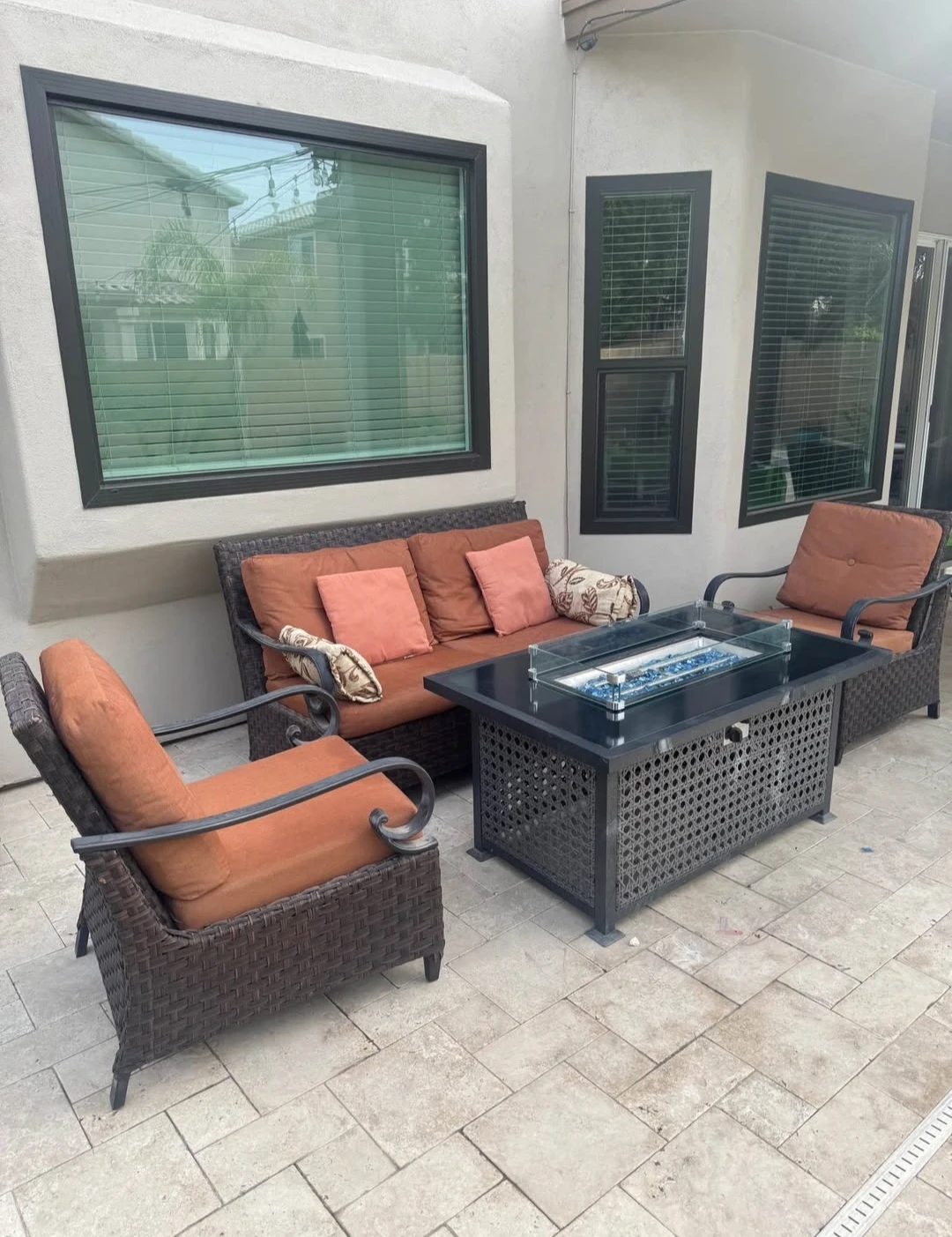 Outdoor patio furniture - photo 2