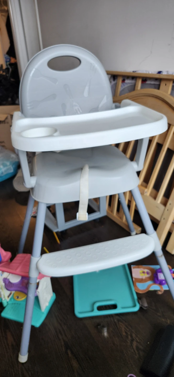 High Chair with Tray - photo 2
