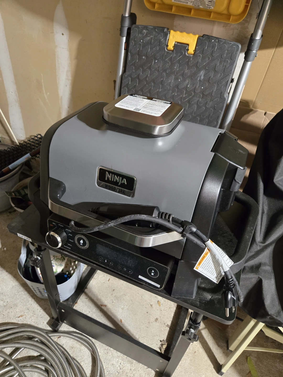 Ninja Woodfire Outdoor Grill OG701LWC plus extras