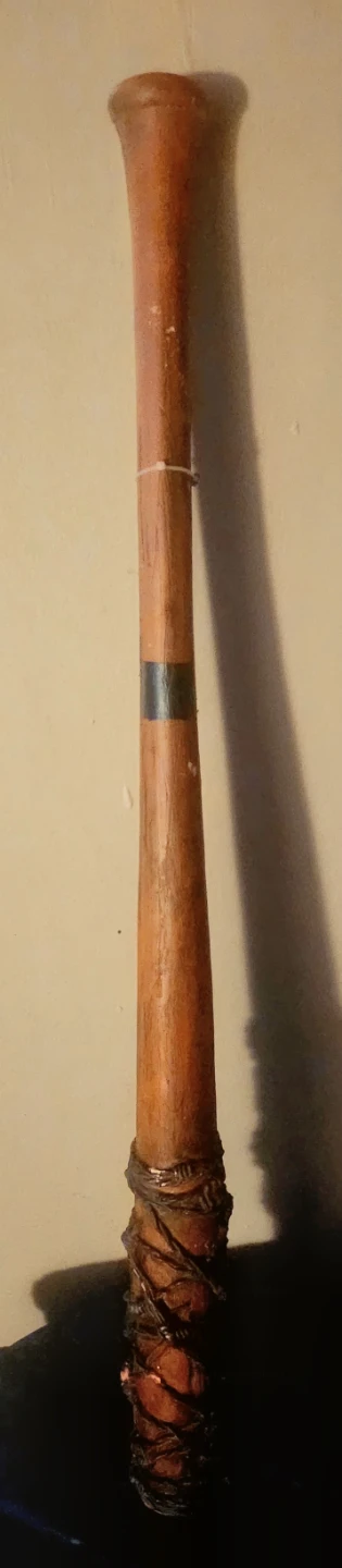 Iconic barbed wire baseball bat "Lucille" from The Walking Dead - photo 2