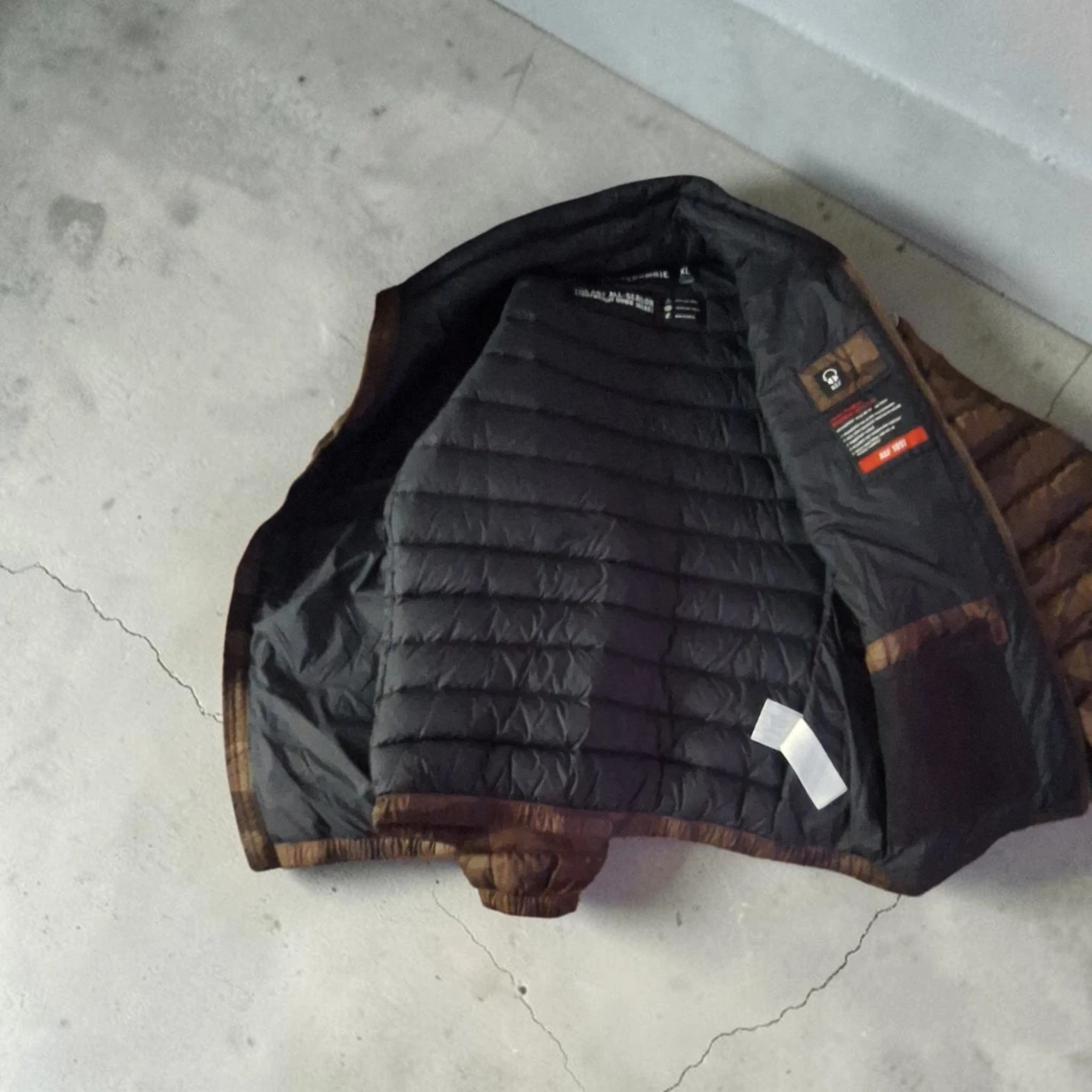 Abercrombie & Fitch All-Season Lightweight Down Jacket