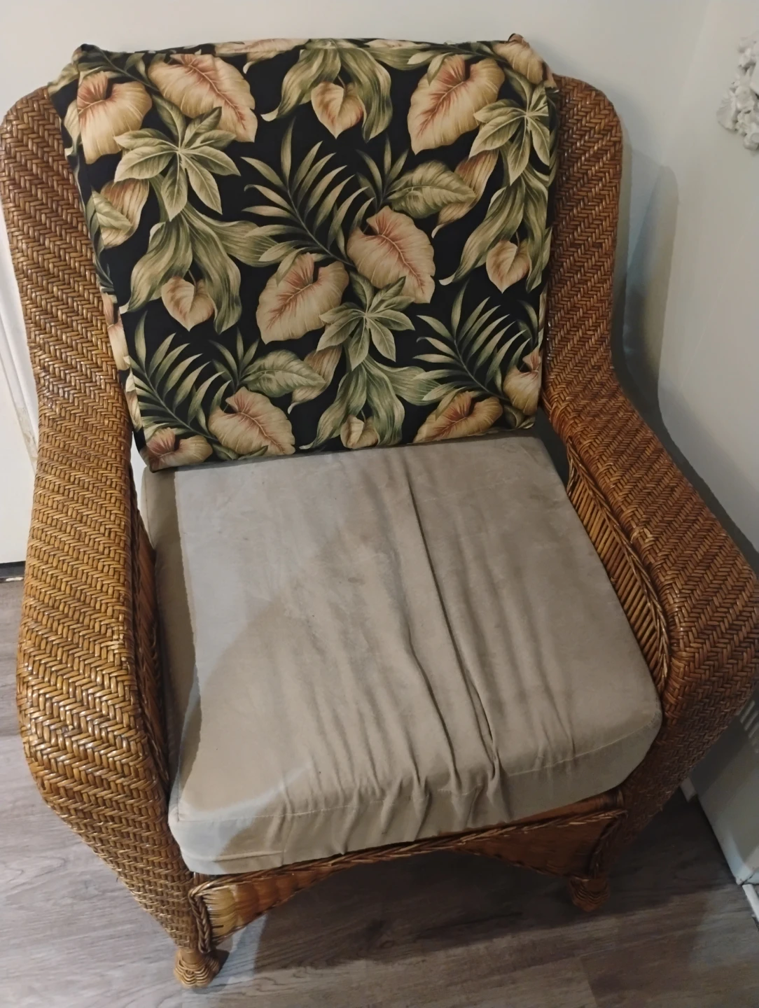 Wicker Accent Chair with Floral Cushion