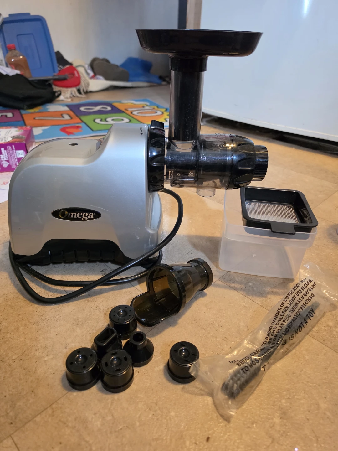 Omega Juicer