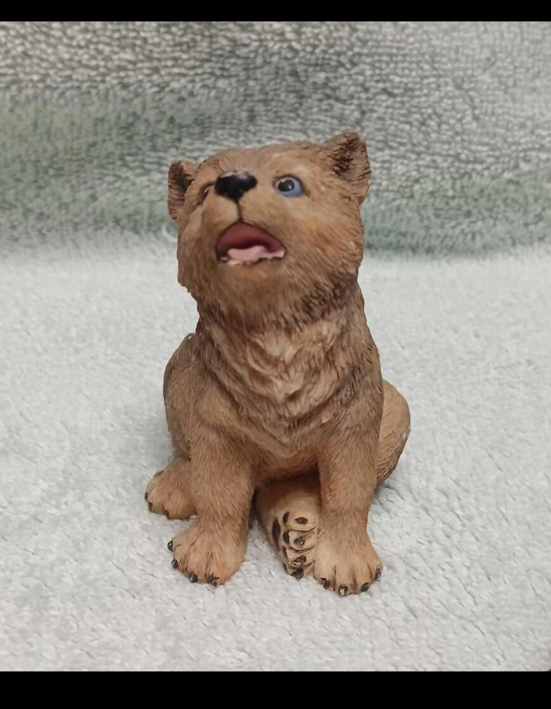 Hamilton Collection Wolves Figurines (5 Total) - photo 4