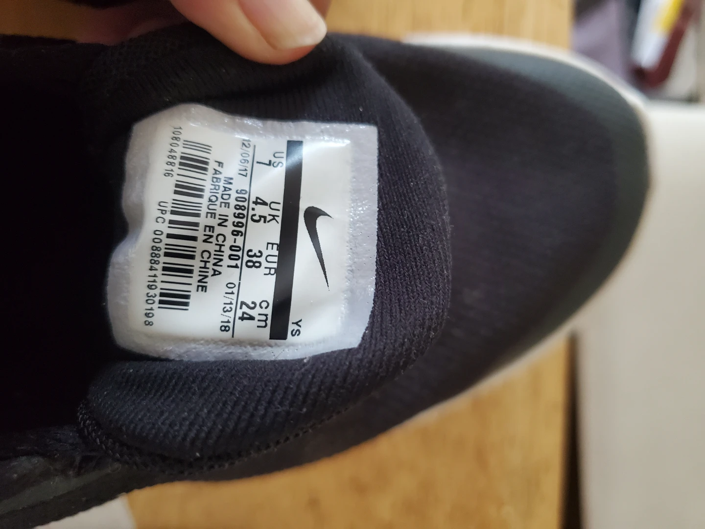 Nike Running Shoes size US 7 - photo 4