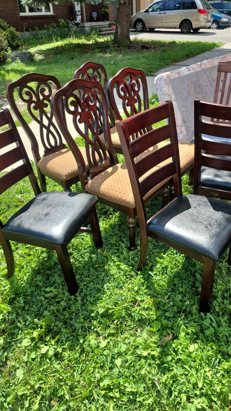 Set of 6 Dining Chairs - Dark Wood Finish