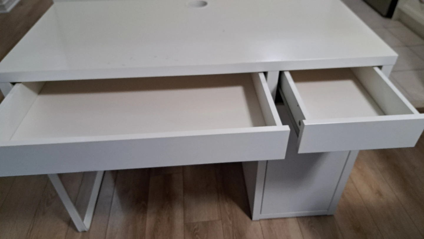 Ikea desk Mickie with hutch - photo 3
