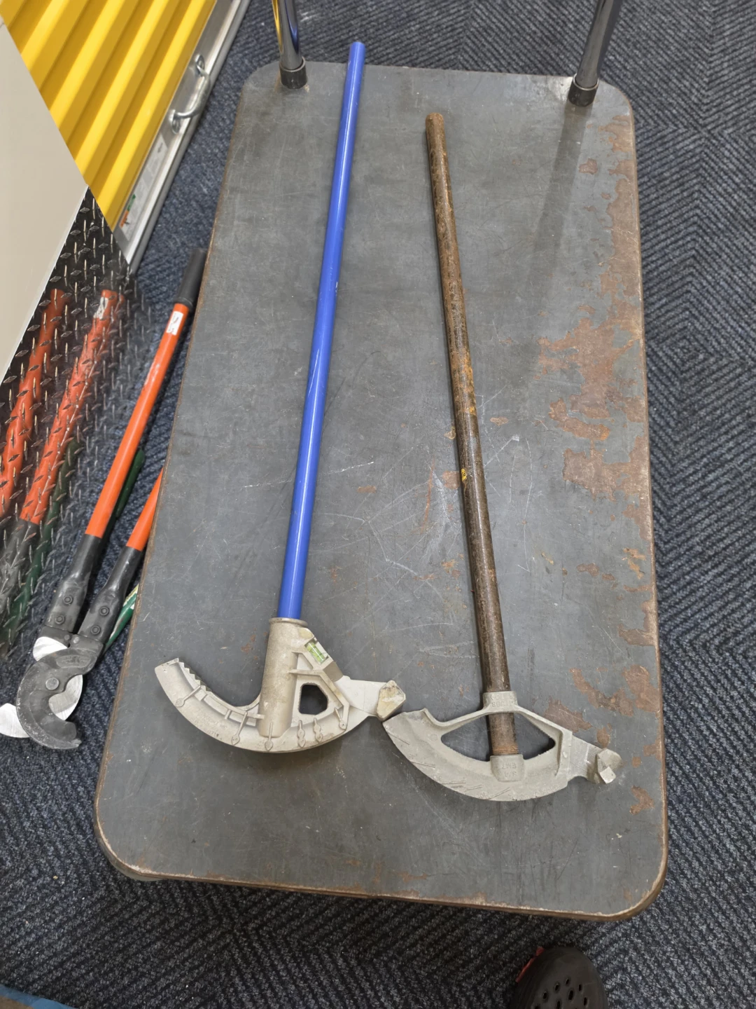 Used Electrician's Conduit Bender Tool Set - photo 3
