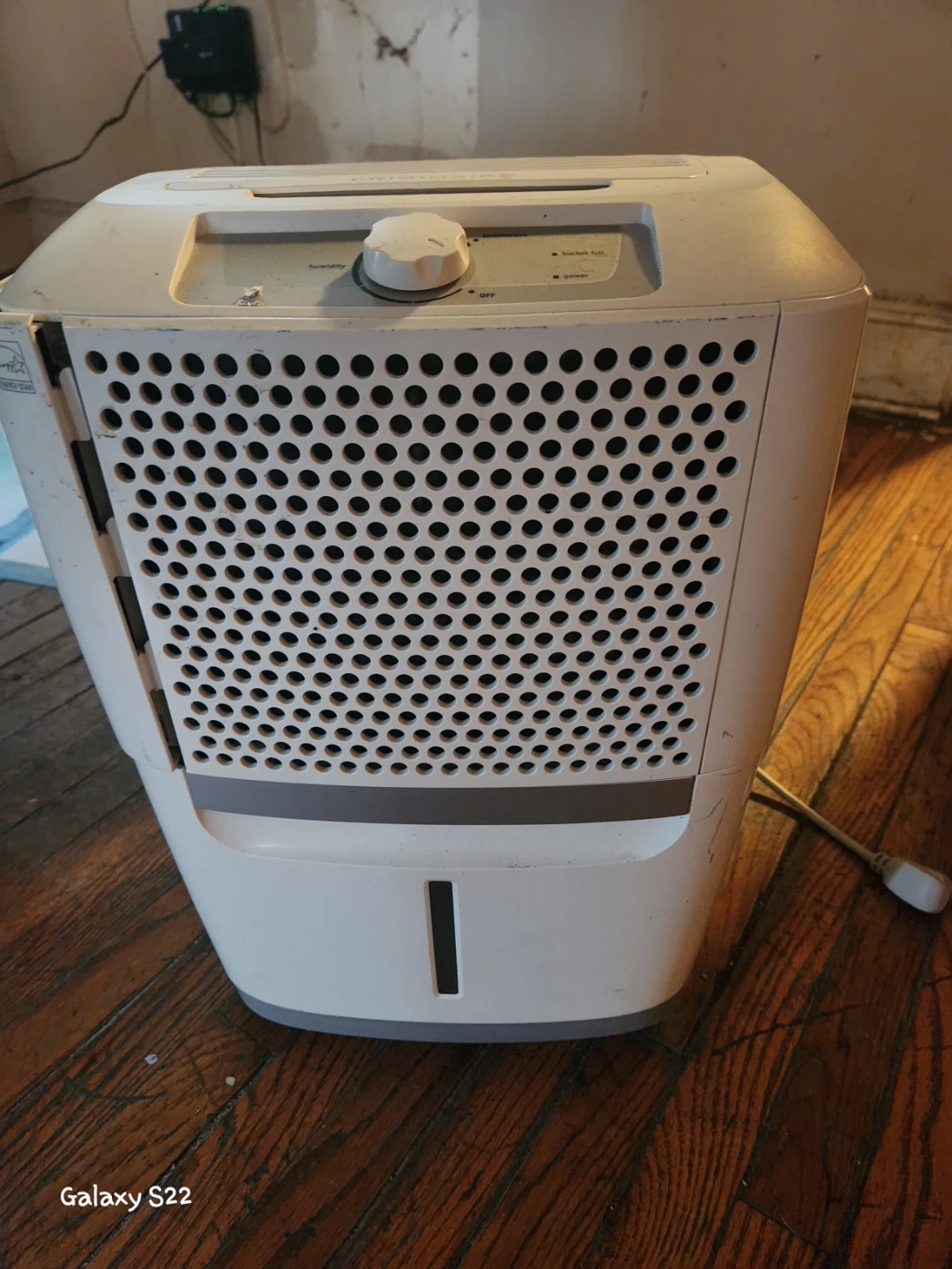 Frigidaire portable dehumidifier