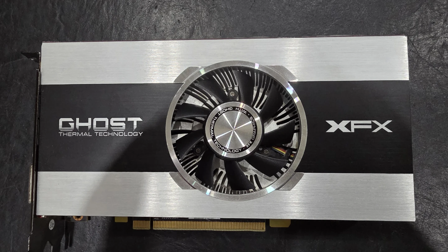 XFX R7850 Series Ghost Thermal Technology Graphics Card