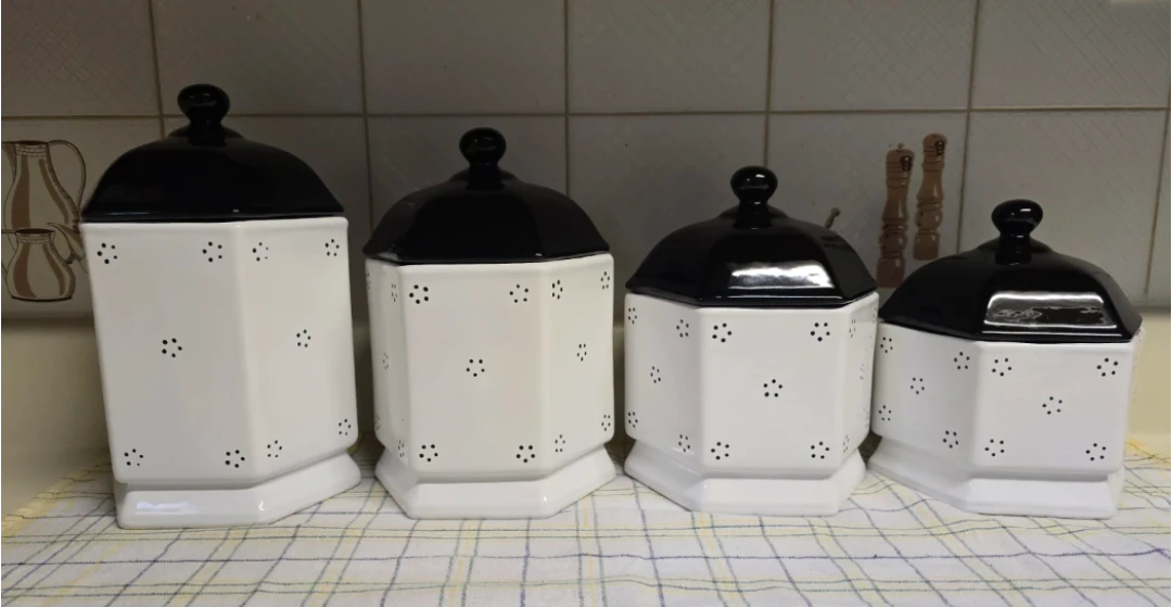 Set of 4 - Ceramic Canisters