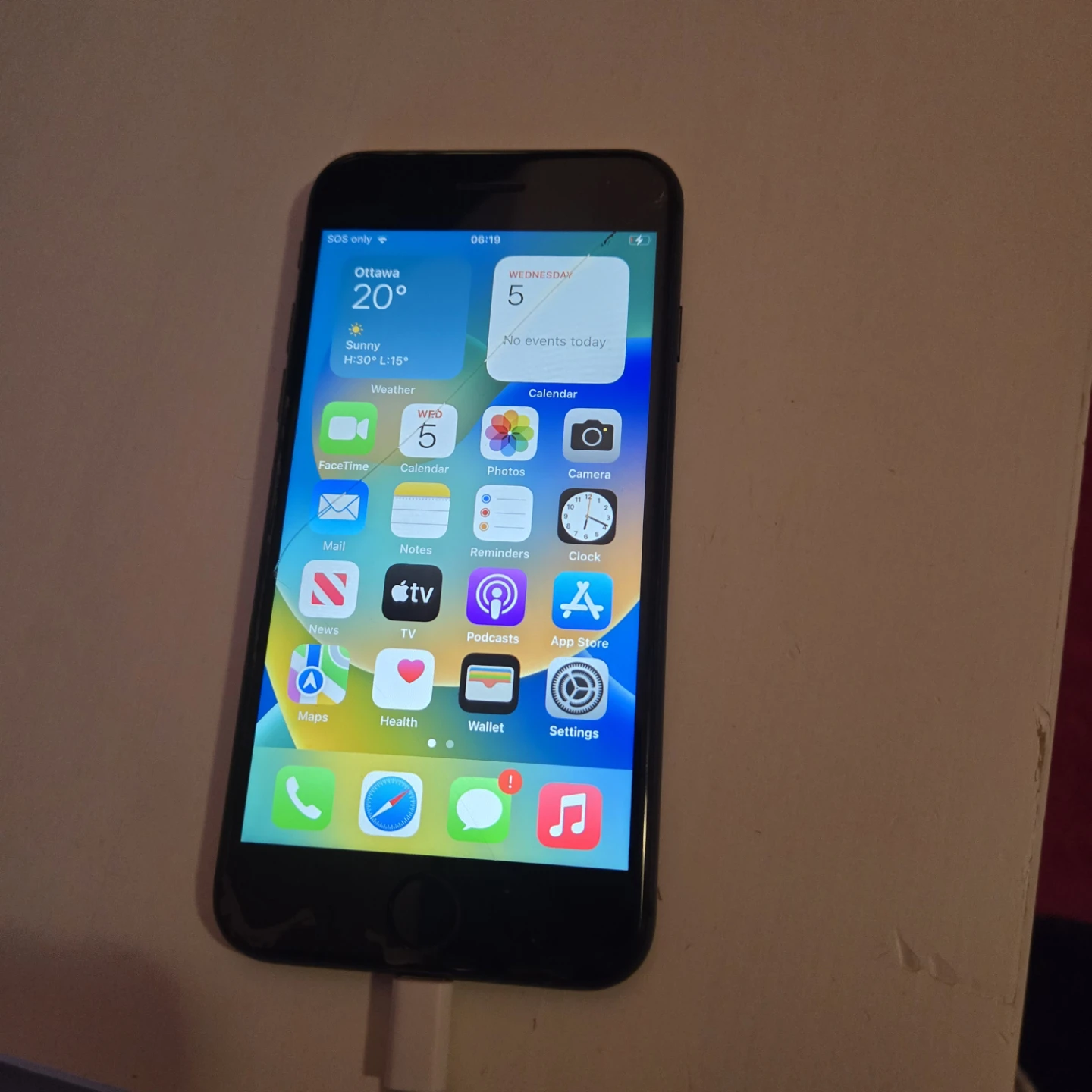 Iphone 8.