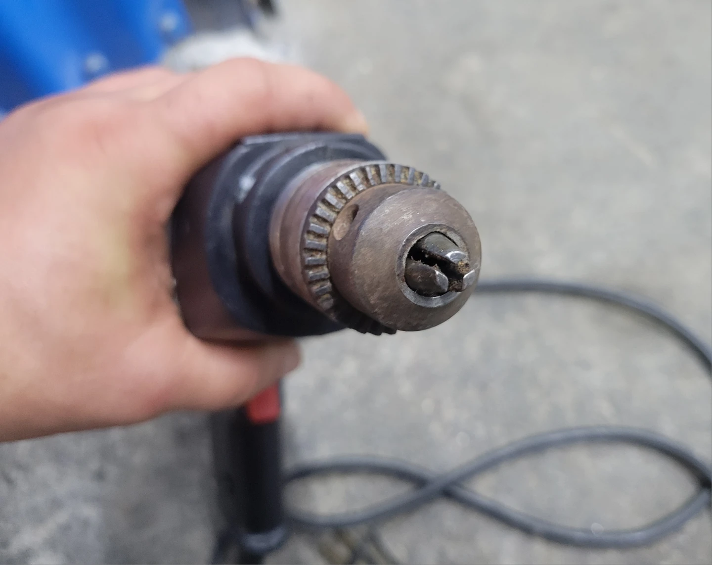 Craftsman 3/8" Variable Speed Drill - photo 4