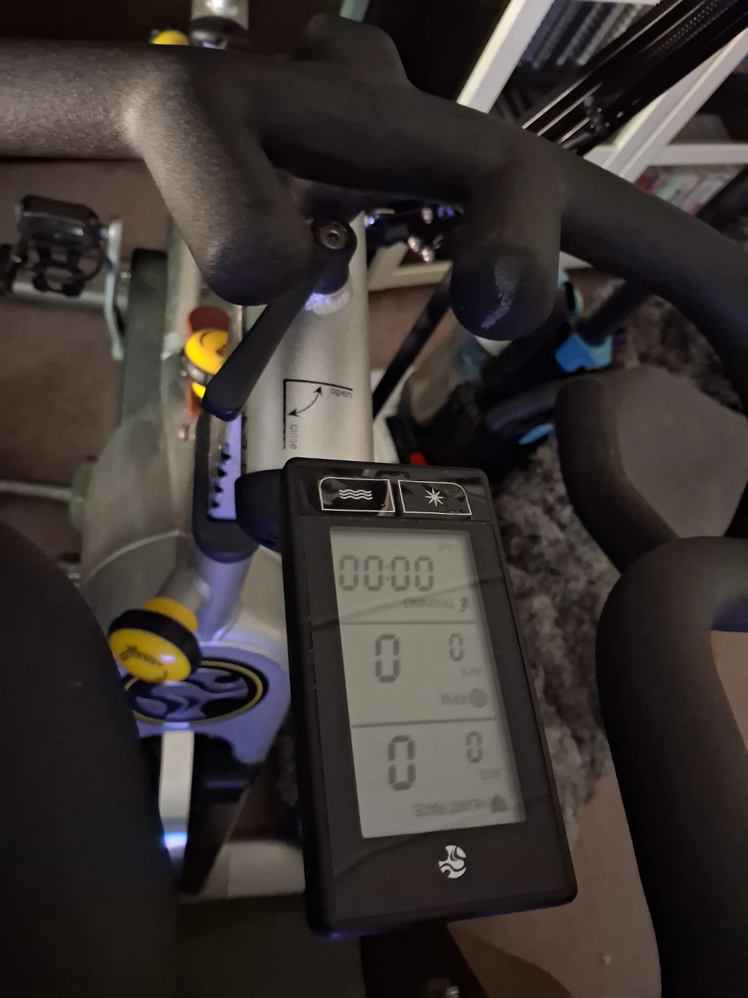 LIVESTRONG by Matrix S-Series Indoor Cycle - photo 2