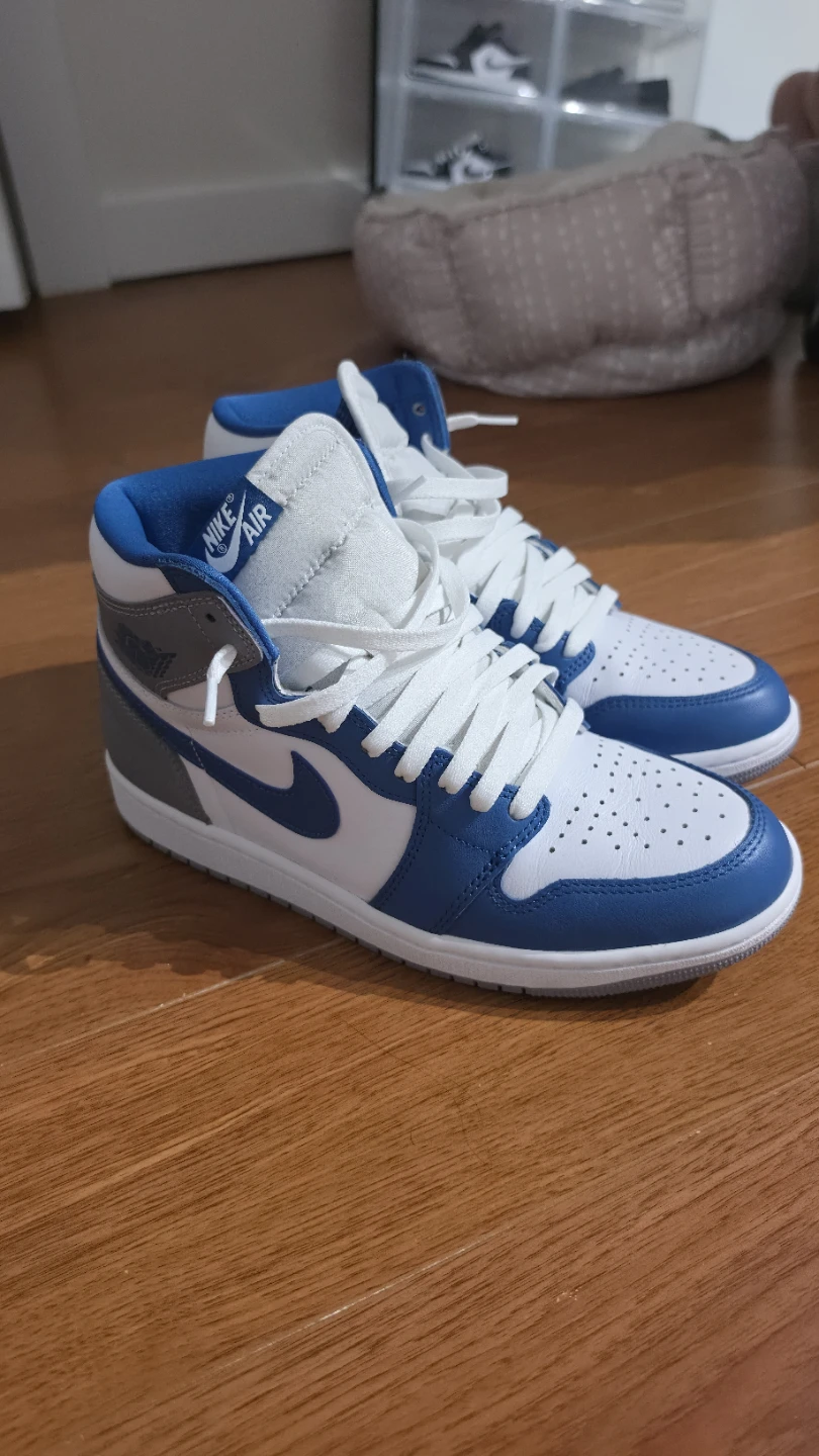 Nike Air Jordan 1 High OG "True Blue"