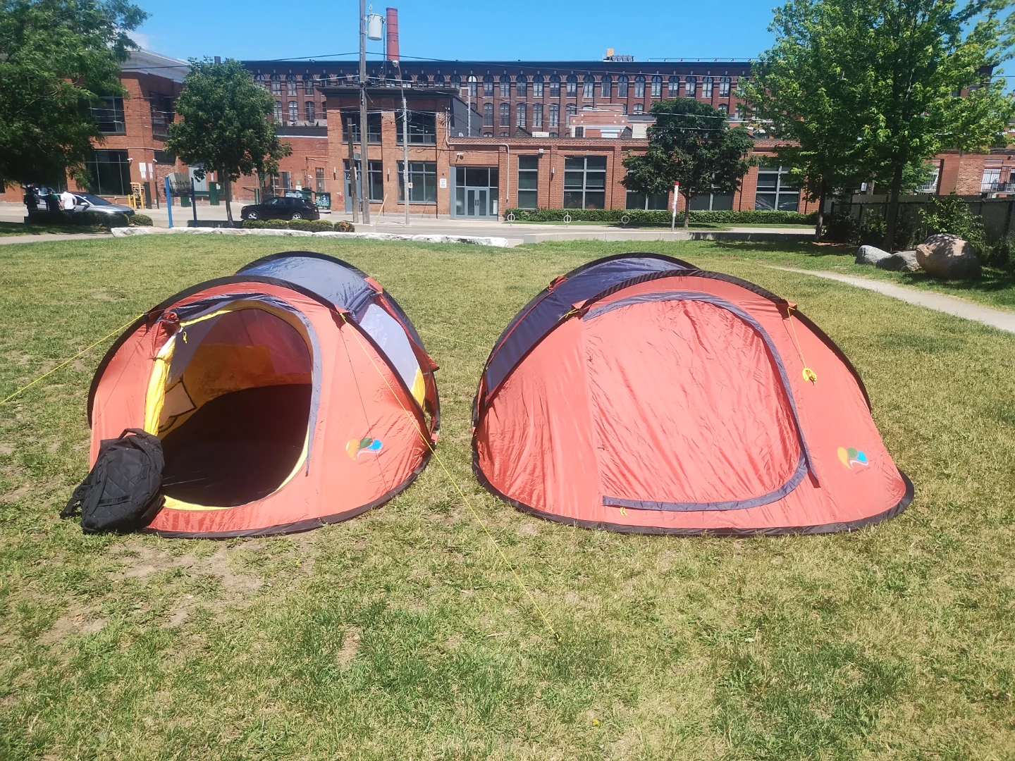 Pop-Up Tent-2 person - photo 2